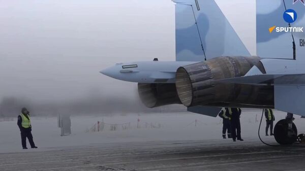 Orgulho da aviação russa, Su‑35S é o caça mais eficiente da operação militar especial - Sputnik Brasil