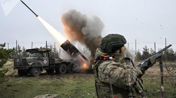 Avanços russos pressionam Kiev e fortalecem posição de Moscou, avalia analista - Sputnik Brasil