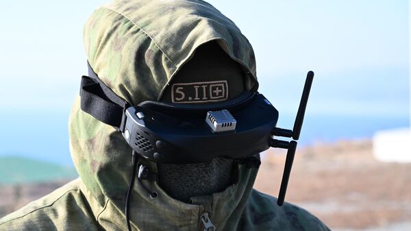 Operador de drone russo. - Sputnik Brasil