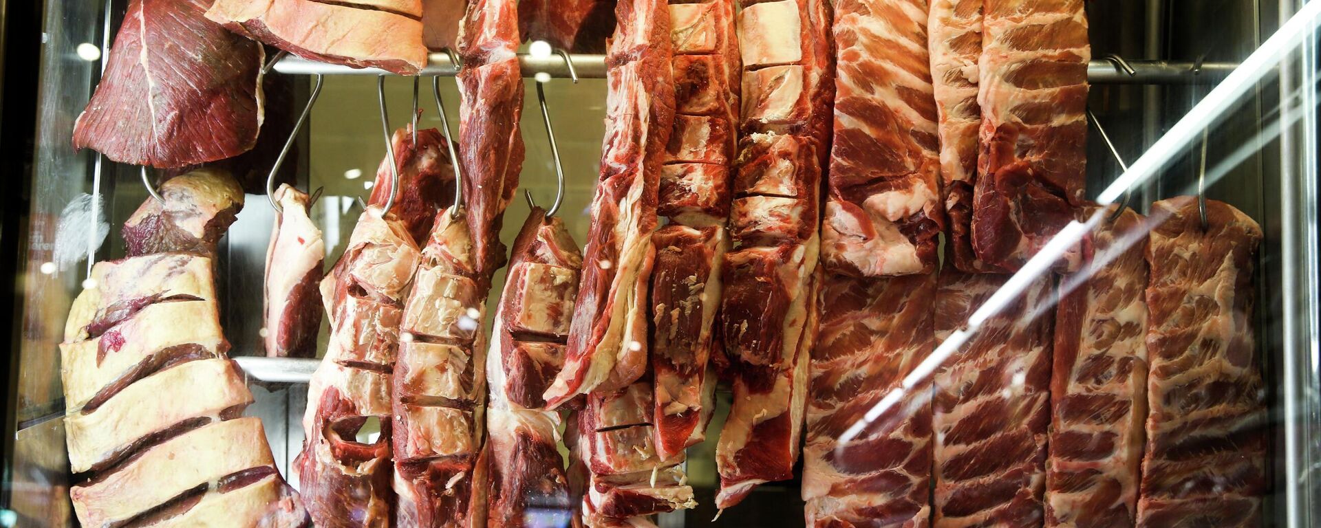 Açougue, carne bovina - Sputnik Brasil, 1920, 31.12.2025