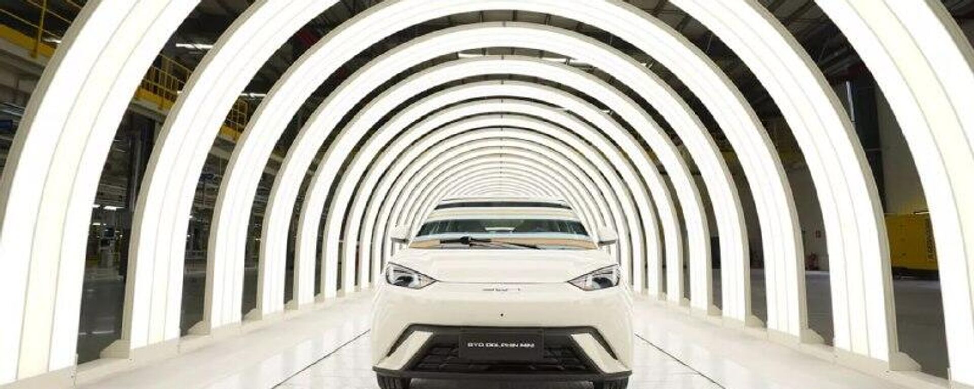 Fabricantes chineses de carros elétricos conquistarão um terço do mercado global até 2030, diz mídia - Sputnik Brasil, 1920, 20.04.2026