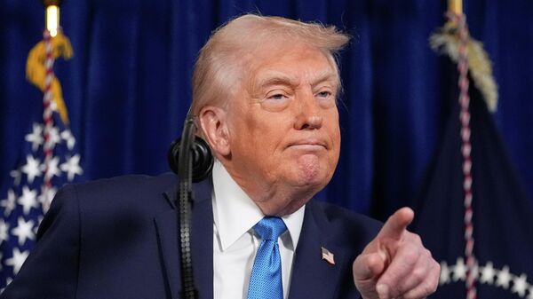 O presidente dos Estados Unidos, Donald Trump, durante coletiva de imprensa, em janeiro de 2026 - Sputnik Brasil