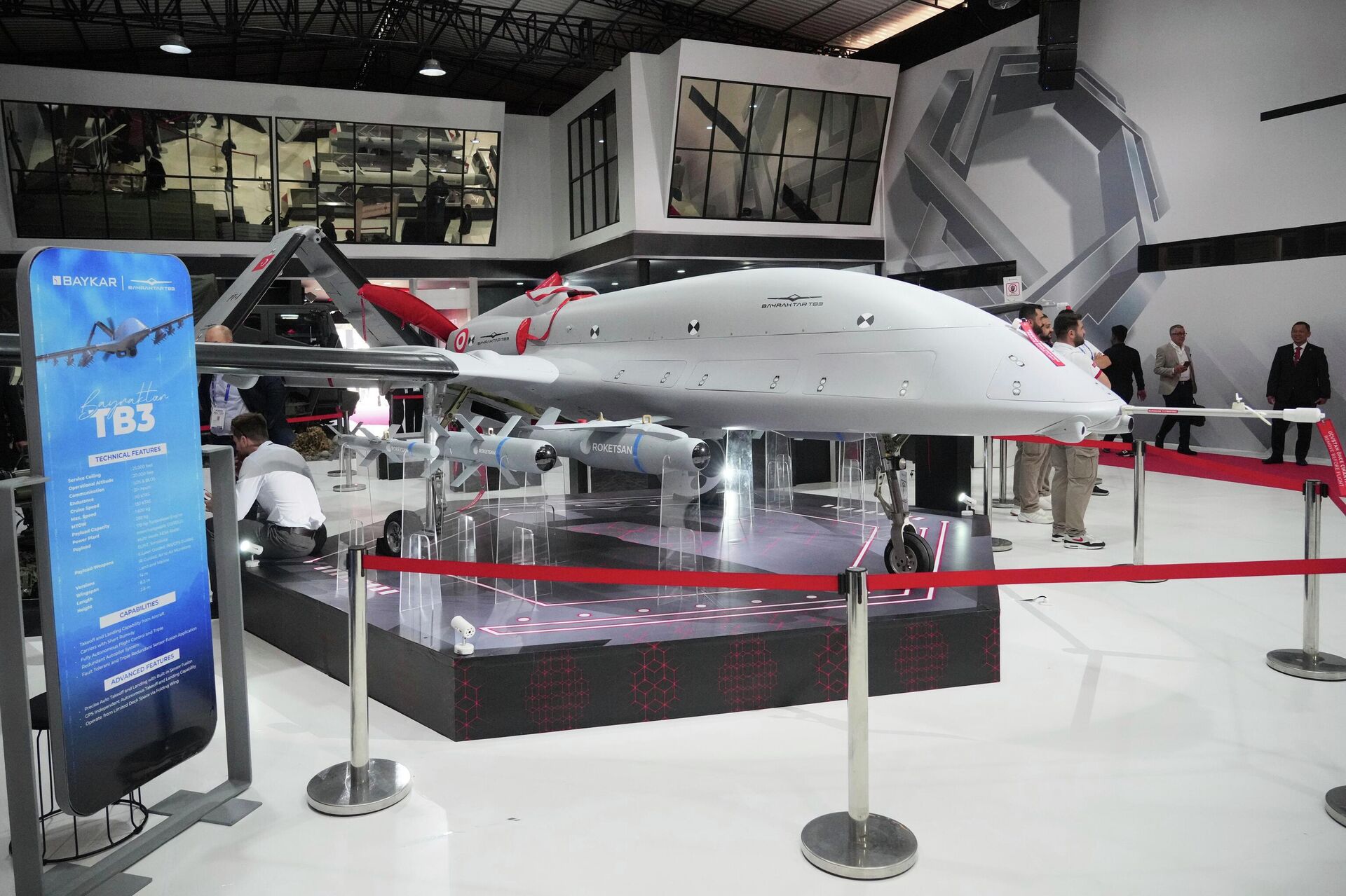 Veículo aéreo não tripulado Bayraktar TB3 da produção da Turquia - Sputnik Brasil, 1920, 05.01.2026