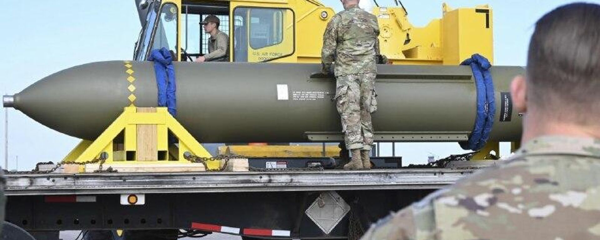 EUA planejaram 2ª onda de bombardeios contra Venezuela, mas ataques foram cancelados, afirma Trump - Sputnik Brasil, 1920, 09.01.2026