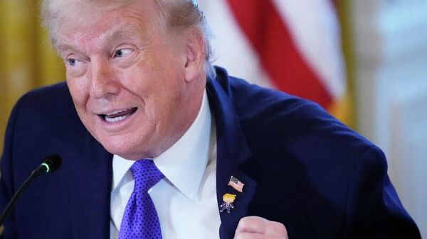 Os EUA conseguirão da Groenlândia 'de um jeito ou de outro', disse Trump - Sputnik Brasil