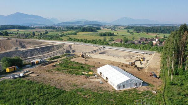 Vista aérea das escavações em andamento. - Sputnik Brasil