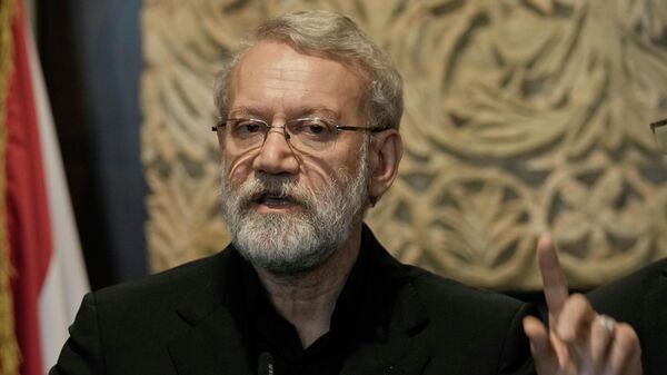 O secretário do Conselho Supremo de Segurança Nacional do Irã, Ali Larijani, durante coletiva de imprensa em agosto de 2025 - Sputnik Brasil