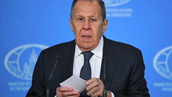 O chanceler Sergei Lavrov durante coletiva de imprensa sobre os resultados da diplomacia russa em 2025 - Sputnik Brasil