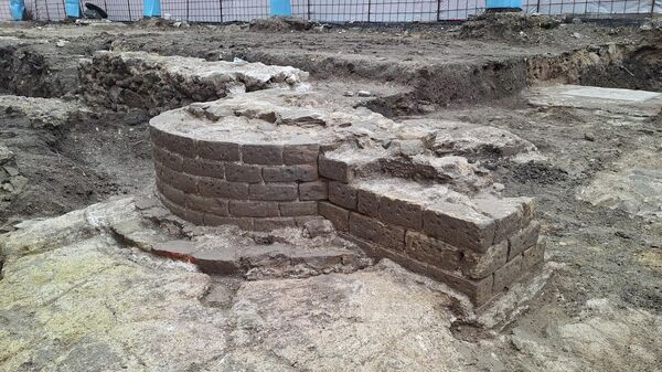  Restos de uma antiga basílica projetada pelo antigo arquiteto romano Vitrúvio, encontrados em Fano, Itália - Sputnik Brasil