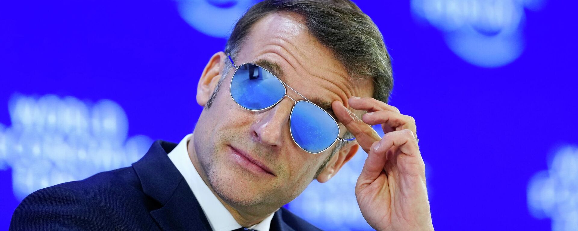 O presidente francês Emmanuel Macron é visto durante a Reunião Anual do Fórum Econômico Mundial em Davos, Suíça, 20 de janeiro de 2026 - Sputnik Brasil, 1920, 20.01.2026