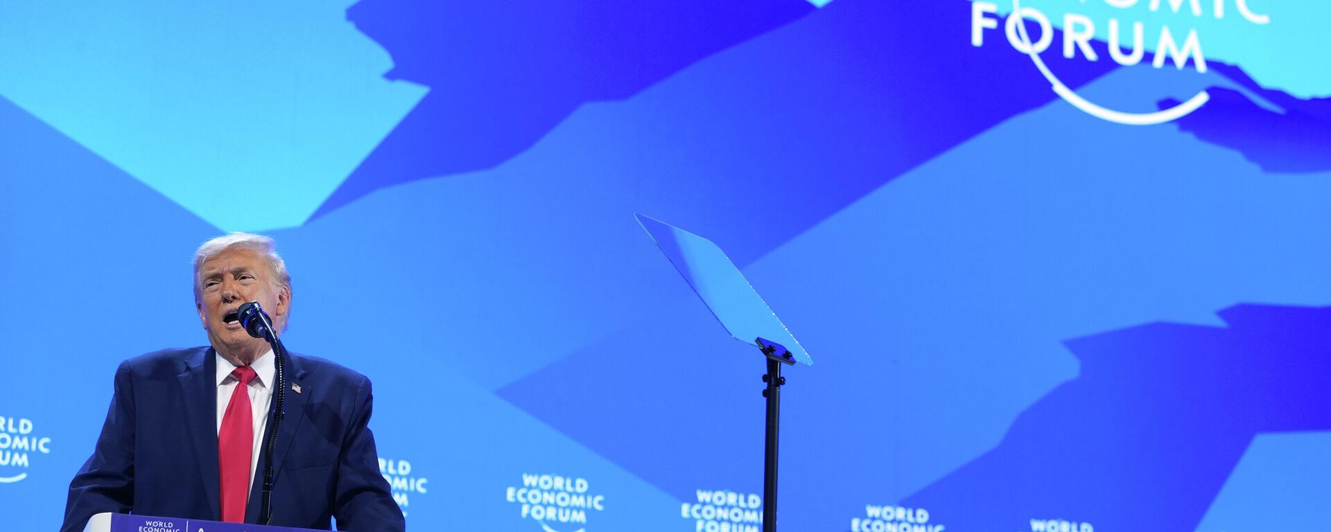 Acompanhe #AOVIVO discurso de Donald Trump no Fórum Econômico Mundial de Davos, na Suíça - Sputnik Brasil, 1920, 21.01.2026