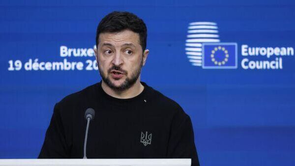 Retórica de Zelensky sugere uso de ucranianos como escudo da Europa, avalia especialista - Sputnik Brasil