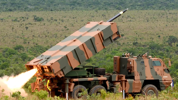 Sistema Astros, da Avibras, em testes - Sputnik Brasil