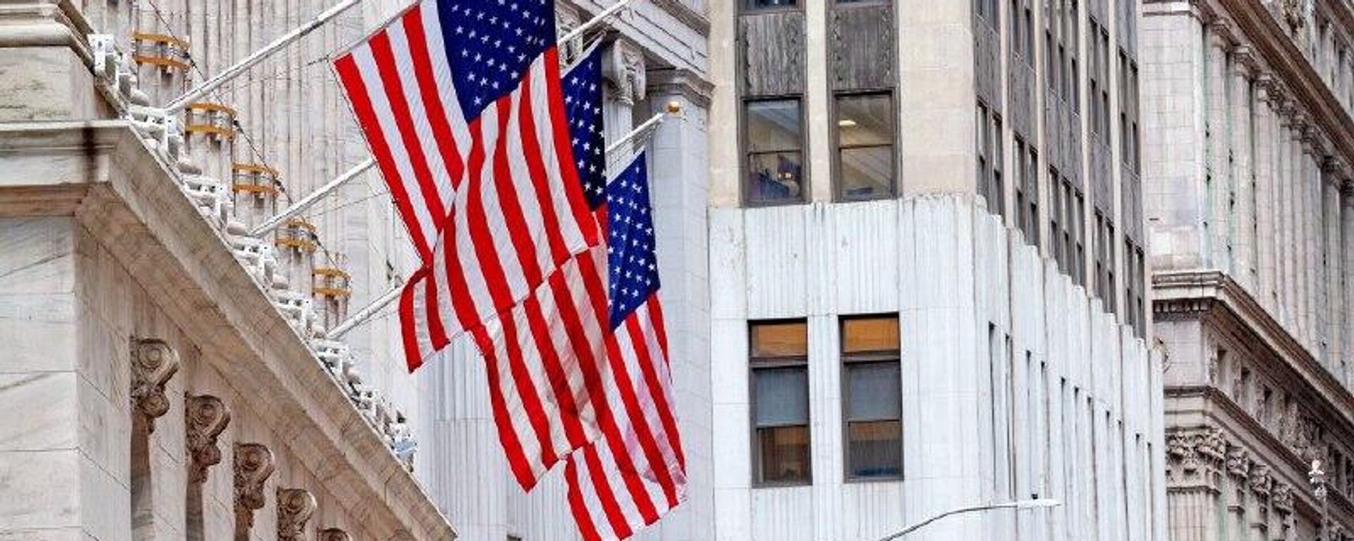 'Vender os EUA' vira nova tendência em Wall Street, diz mídia - Sputnik Brasil, 1920, 03.09.2026