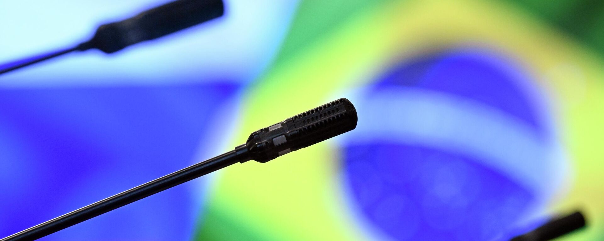  Rússia e Brasil defendem multipolaridade e rejeitam sanções unilaterais - Sputnik Brasil, 1920, 02.02.2026