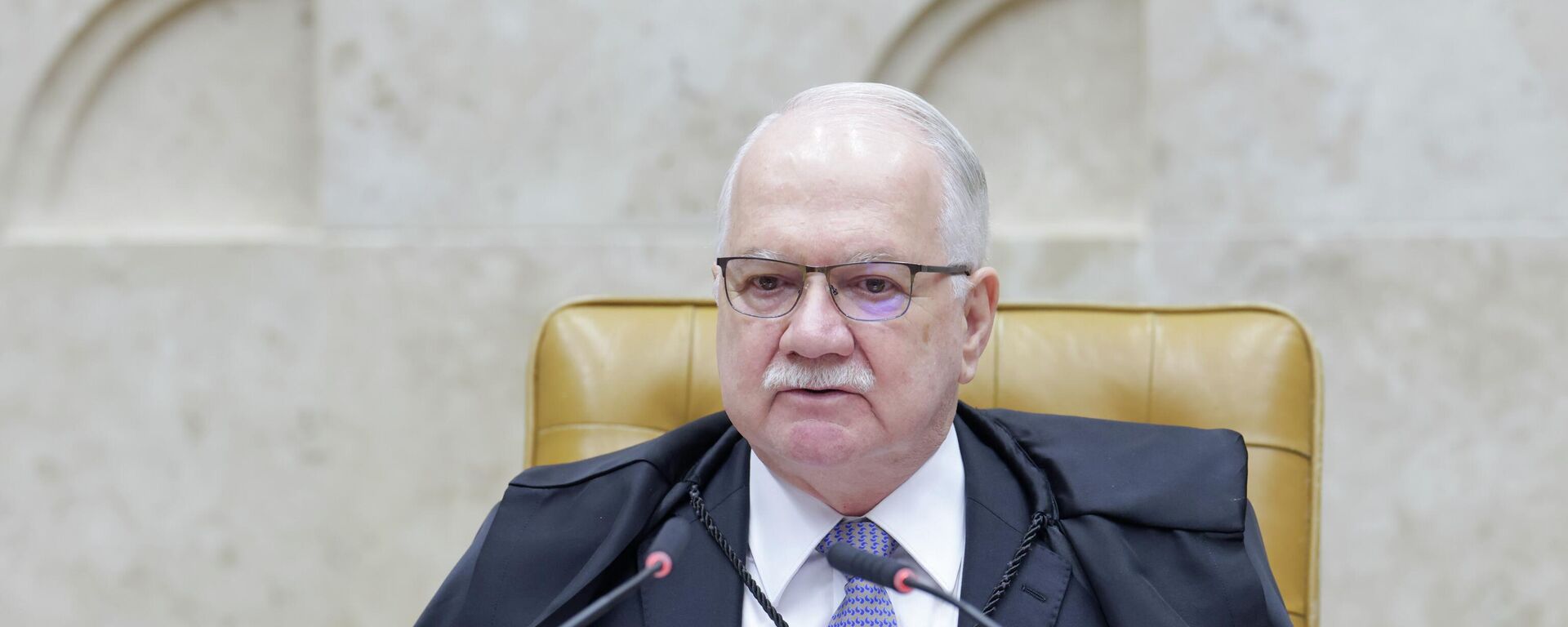 O ministro e presidente do Supremo Tribunal Federal (STF), Edson Fachin, durante sessão da Corte, em dezembro de 2025 - Sputnik Brasil, 1920, 28.03.2026
