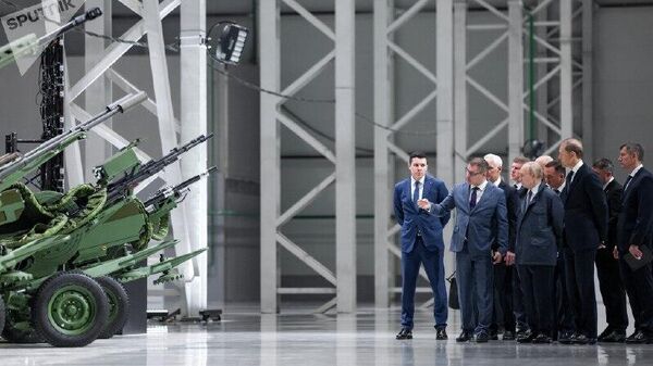 Tentativa ocidental de expulsar Rússia do mercado global de armas fracassa, diz mídia - Sputnik Brasil