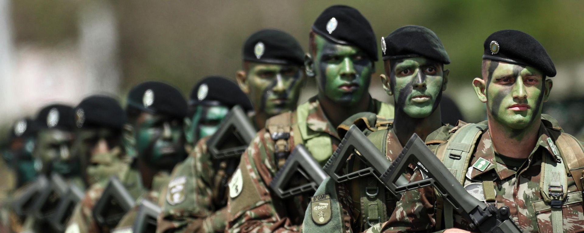 Celebração do Dia do Exército e do jubileu de 80 anos das vitórias da Força Expedicionária Brasileira (FEB) na Segunda Guerra Mundial, na Itália, Brasília, 16 de abril de 2025 - Sputnik Brasil, 1920, 03.02.2026