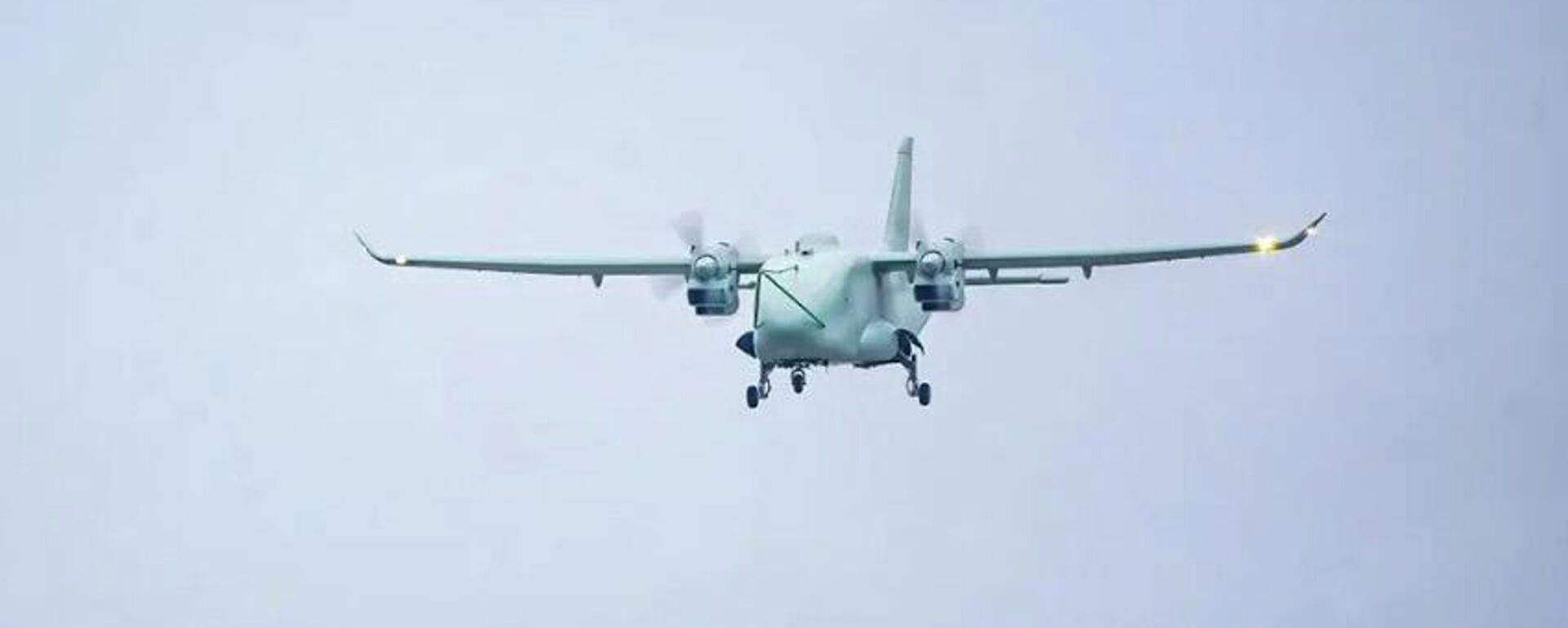 O primeiro veículo de transporte não tripulado com propulsão híbrida do mundo, o CH YH-1000S da China - Sputnik Brasil, 1920, 05.02.2026