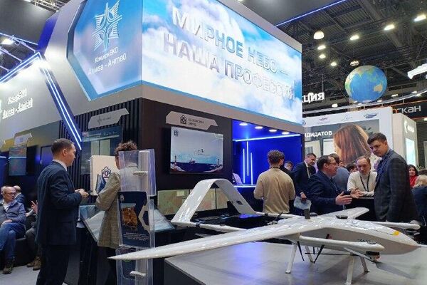 Tecnologia e novos acordos impulsionam abertura da NAIS 2026 - Sputnik Brasil