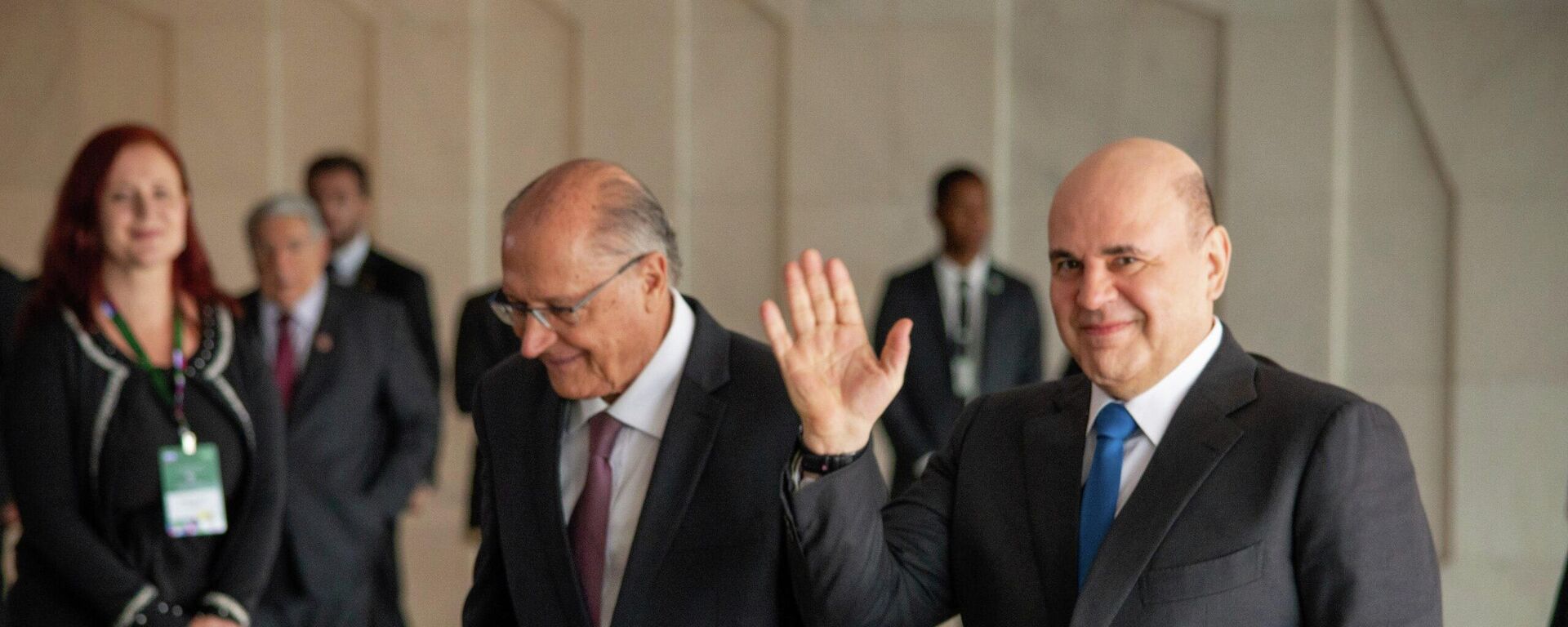 O vice-presidente do Brasil, Geraldo Alckmin (de óculos), durante encontro com o primeiro-ministro da Rússia, Mikhail Mishustin, em Brasília. Brasil, 5 de fevereiro de 2026 - Sputnik Brasil, 1920, 05.02.2026