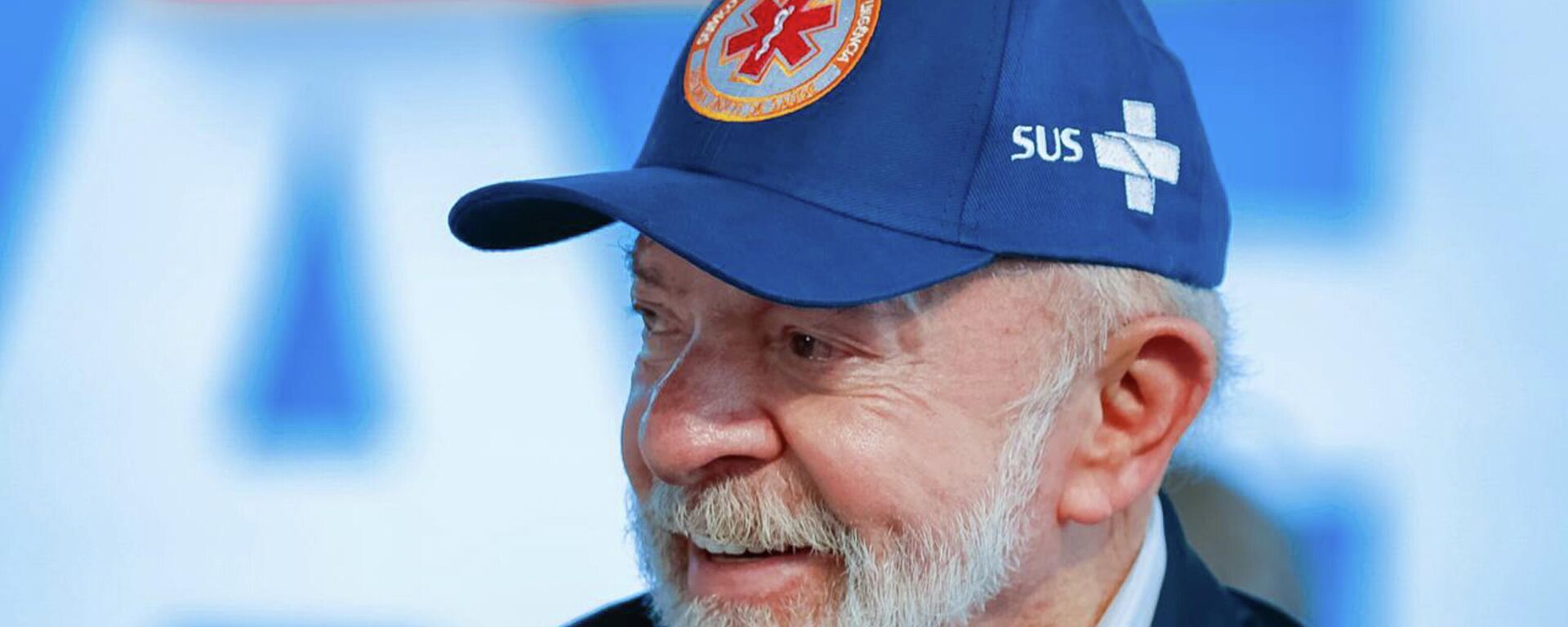 O presidente Luiz Inácio Lula da Silva durante cerimônia de entrega de ambulâncias do Serviço de Atendimento Móvel de Urgência (SAMU) na Bahia, em 6 de fevereiro de 2025 - Sputnik Brasil, 1920, 10.02.2026