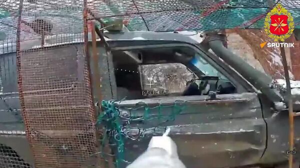 Drones russos destroem picapes, infantaria e obuseiro M777 das forças ucranianas ao longo do front - Sputnik Brasil