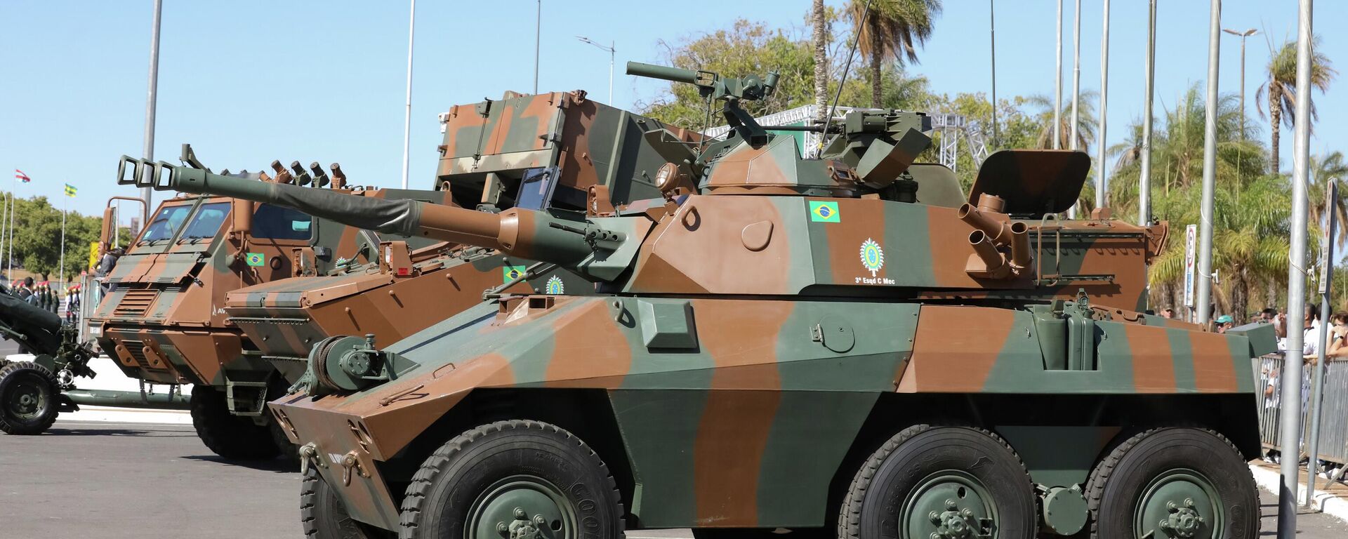 Viatura Blindada de Reconhecimento EE-9 Cascavel - Sputnik Brasil, 1920, 10.02.2026