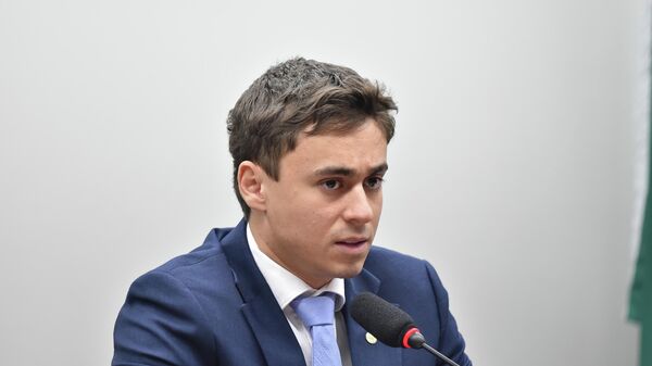 O deputado federal Nikolas Ferreira (PL-MG) durante audiência na Câmara dos Deputados - Sputnik Brasil