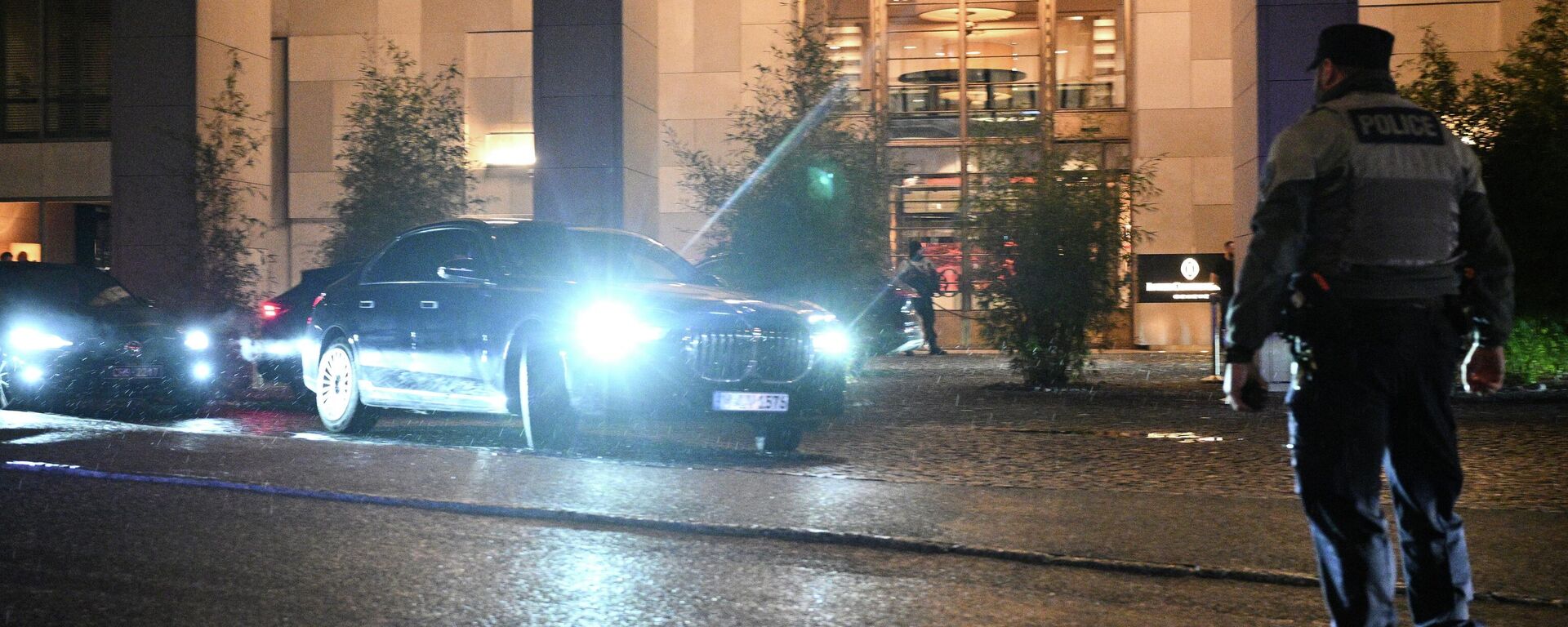 Hotel Intercontinental, em Genebra, palco de conversas trilaterais entre a Rússia, os Estados Unidos e a Ucrânia na Suíça - Sputnik Brasil, 1920, 17.02.2026