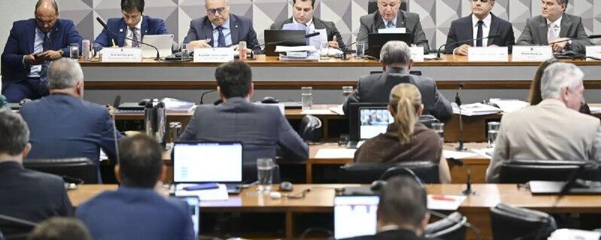 CPMI avança e quebra sigilo bancário do filho do presidente - Sputnik Brasil, 1920, 26.02.2026