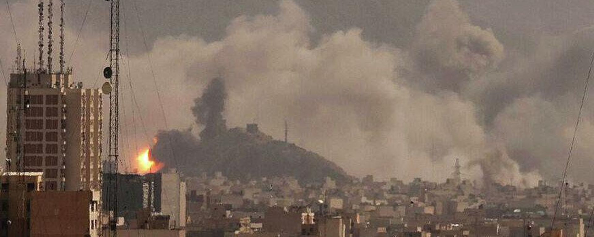  Irã sob ataque dos EUA e de Israel Fortes explosões foram ouvidas em algumas partes de Teerã na manhã de hoje. - Sputnik Brasil, 1920, 08.03.2026