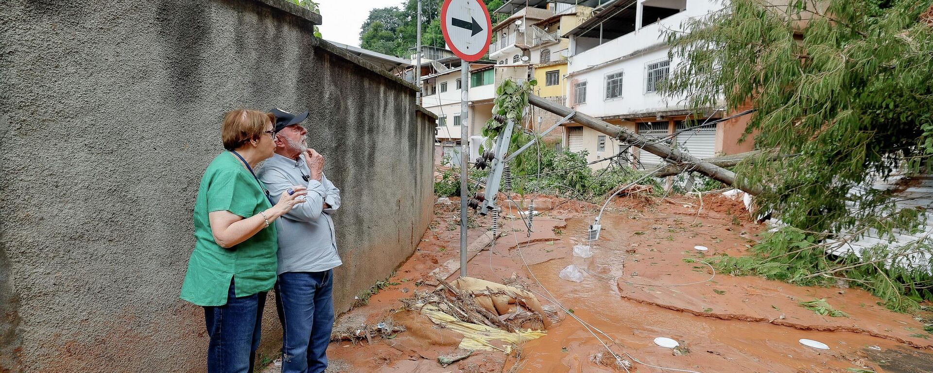  Visita a áreas afetadas pelas chuvas no município de Juiz de Fora - Sputnik Brasil, 1920, 28.02.2026