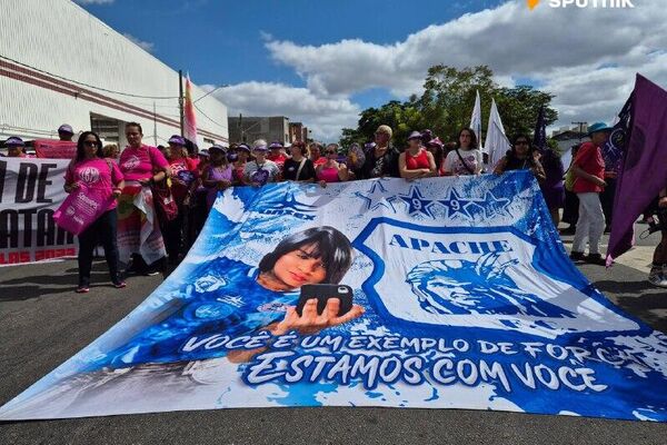 Ministras participam de ato contra feminicídio em local onde mulher foi arrastada em SP - Sputnik Brasil