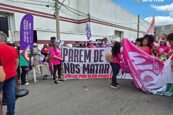 Ministras participam de ato contra feminicídio em local onde mulher foi arrastada em SP - Sputnik Brasil
