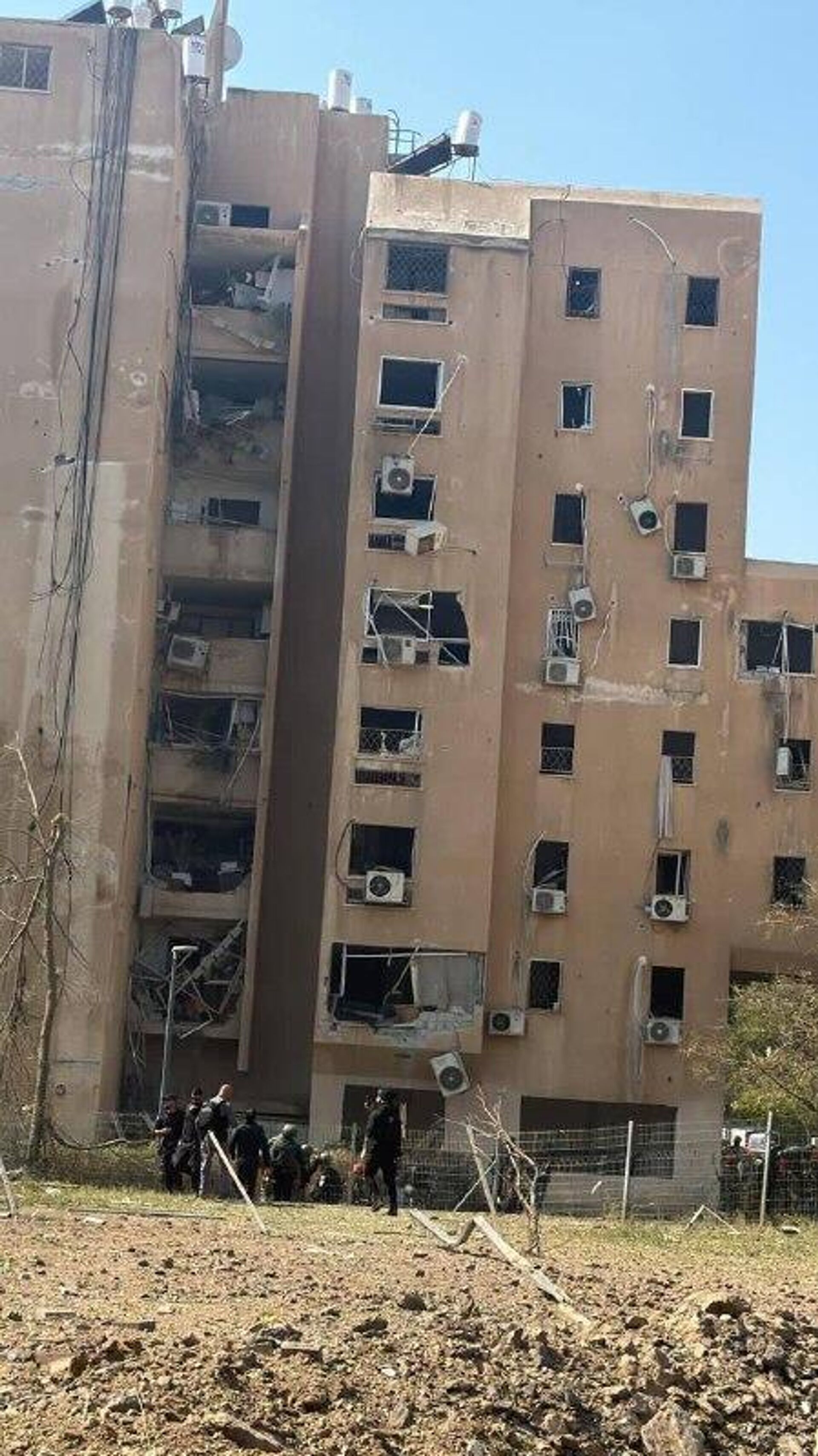 Míssil iraniano deixa pelo menos 11 feridos na cidade de Beerseba no sul israelense, diz mídia local