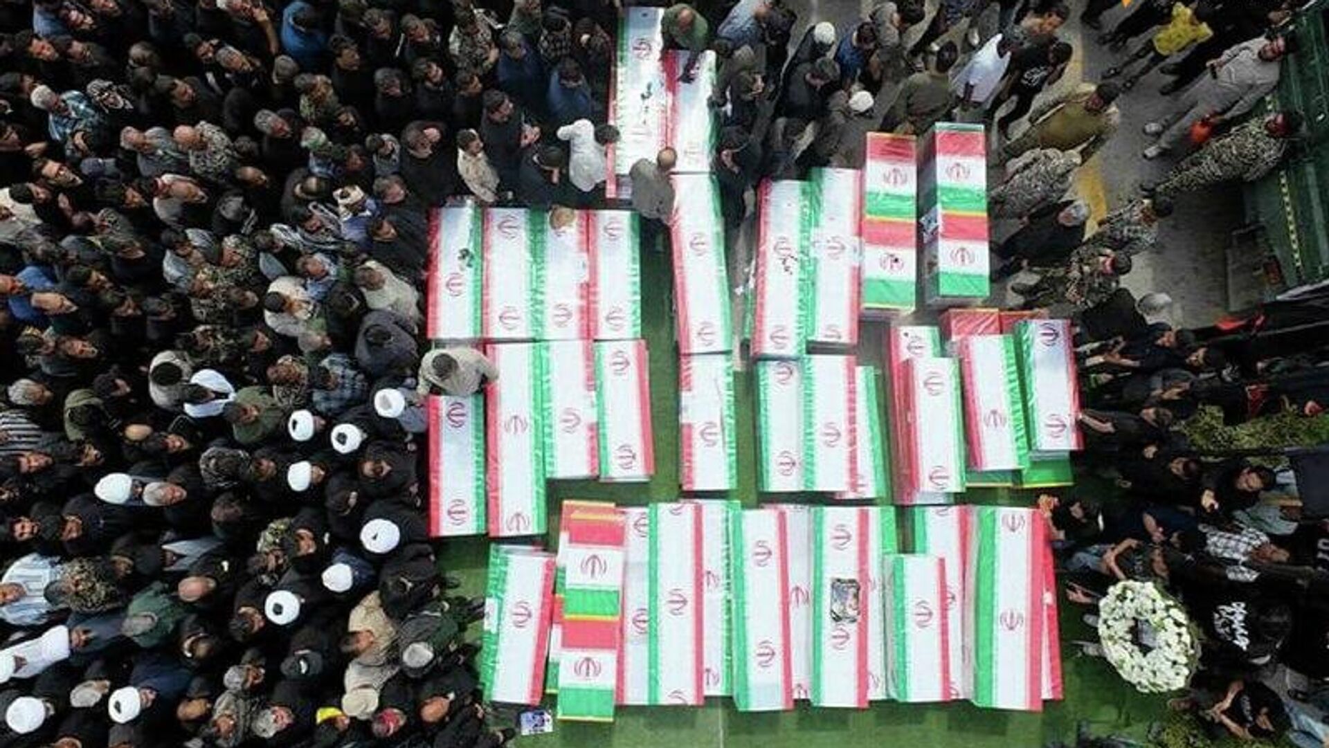 Zakharova classifica como 'imagens horríveis' as cenas do funeral de meninas mortas no Irã - Sputnik Brasil, 1920, 03.03.2026
