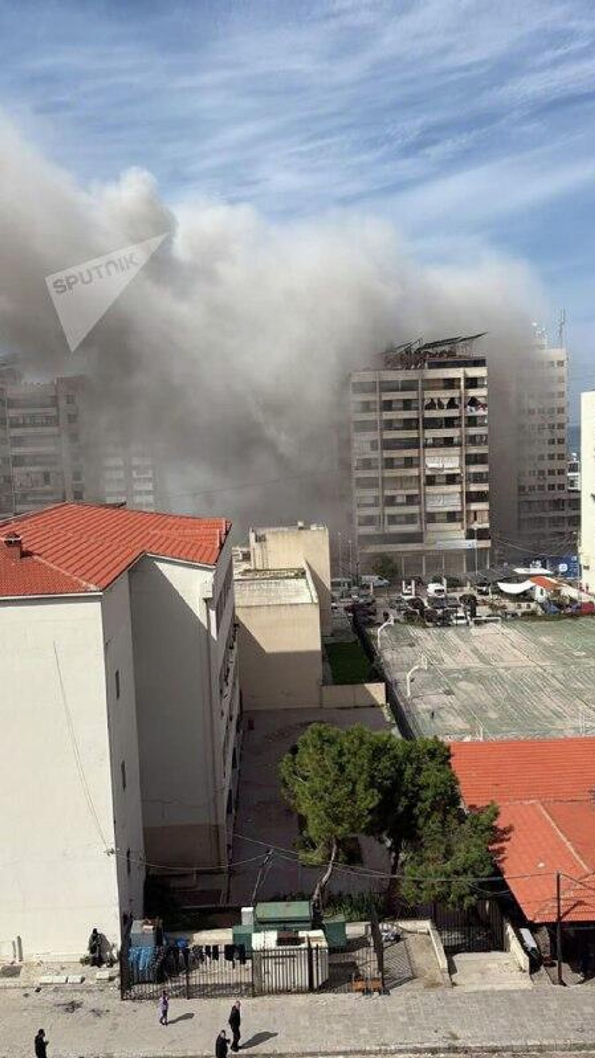 Ataque israelense a prédio residencial deixa 5 mortos e 7 feridos, diz governo libanês Ataque israelense a prédio residencial deixa 5 mortos e 7 feridos, diz governo libanês