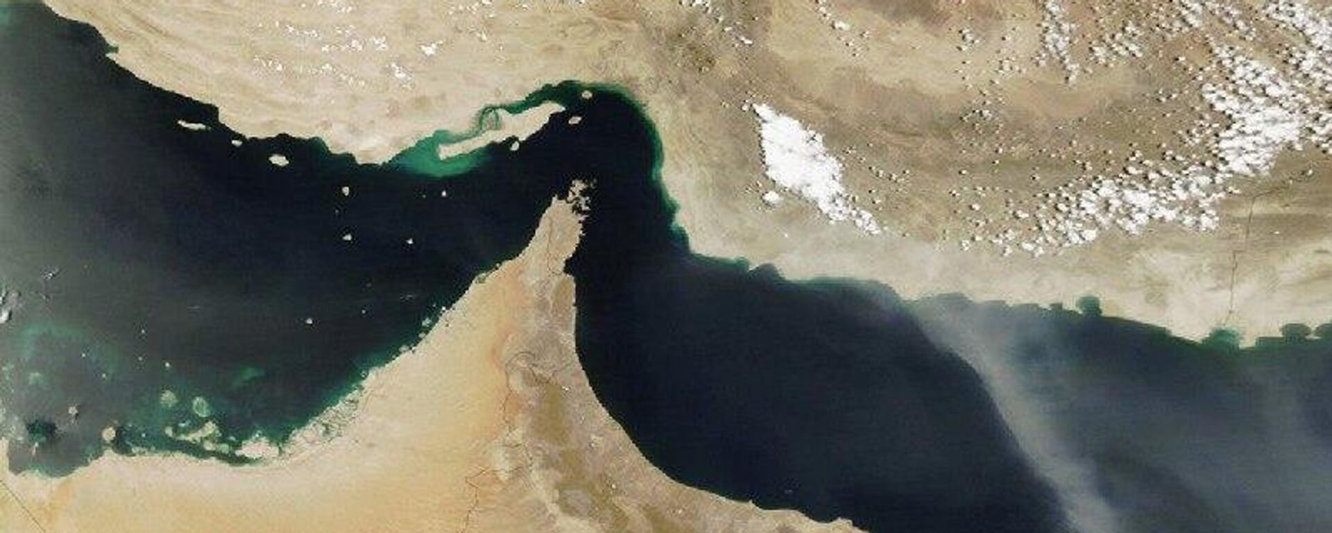 Bloqueio de Ormuz levará Europa a reconsiderar relação energética com Moscou, diz mídia - Sputnik Brasil, 1920, 09.03.2026