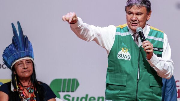 O ministro do Desenvolvimento Social, Wellington Dias,  participa da 14ª Conferência Nacional de Assistência Social - Sputnik Brasil