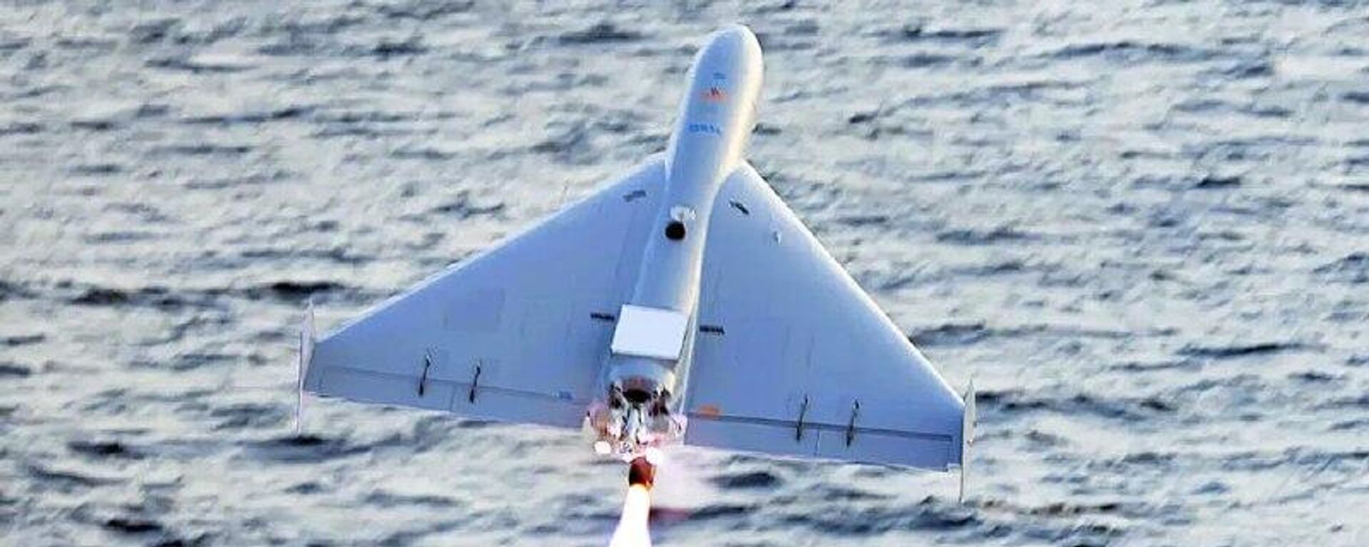 EUA usam cópias do drone Shahed iraniano para encenar ataques contra outros países, diz chanceler do Irã - Sputnik Brasil, 1920, 15.03.2026