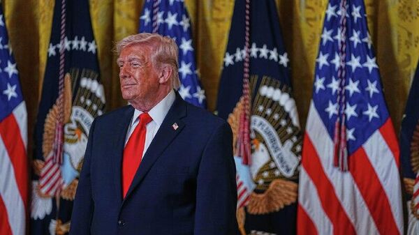 Trump mantém esperança em avanço diplomático para a paz na Ucrânia, diz mídia - Sputnik Brasil