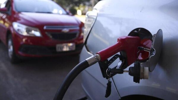 Petrobras cancela leilões de diesel e gasolina: 'avaliando cenários' - Sputnik Brasil