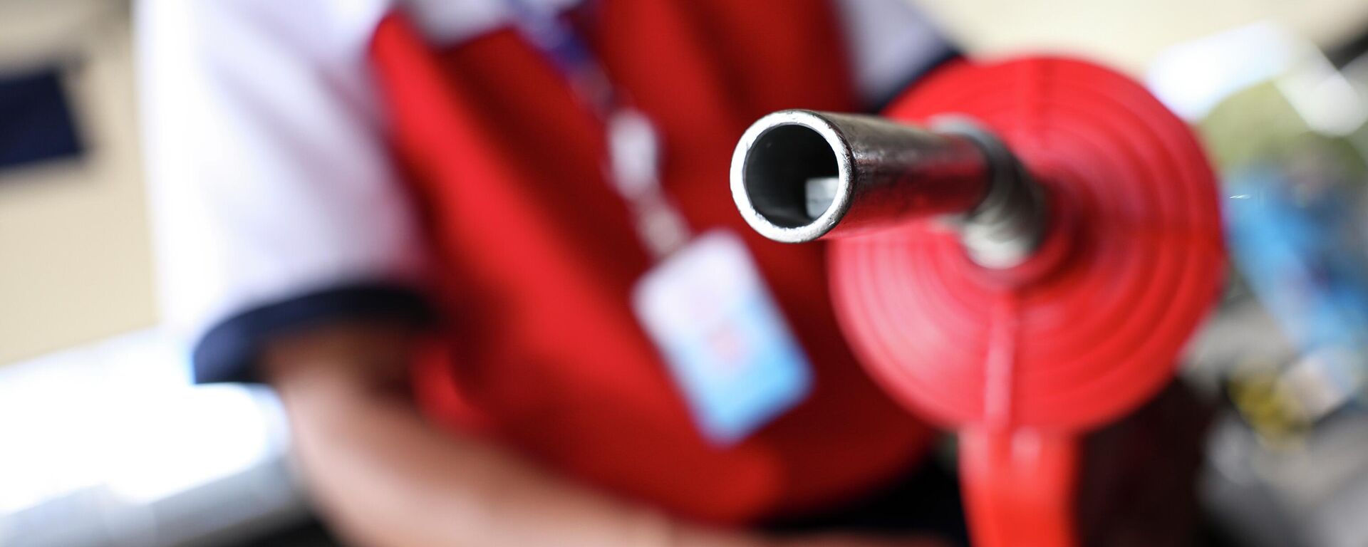 Posto de combustível tem fila de carros durante campanha contra impostos em Brasília (DF), em 6 de junho de 2024 - Sputnik Brasil, 1920, 18.03.2026