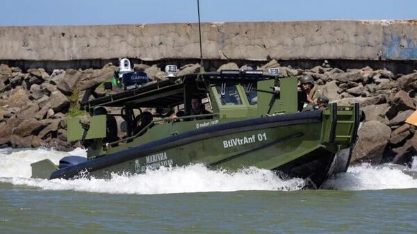 Embarcação blindada de patrulha da Marinha do Brasil - Sputnik Brasil