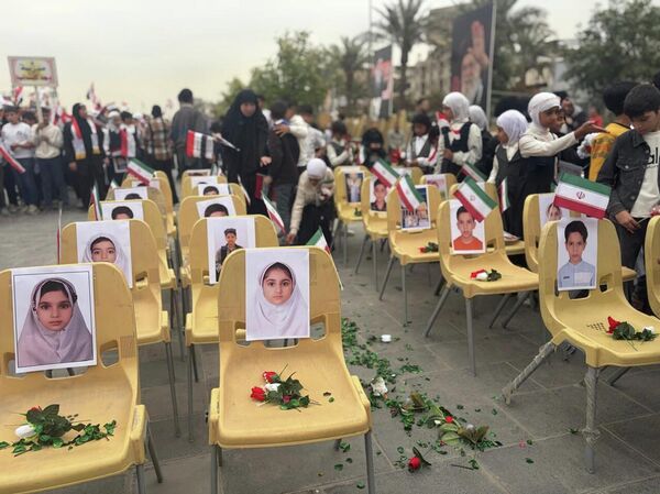 Ataque contra a escola em Minab - Sputnik Brasil