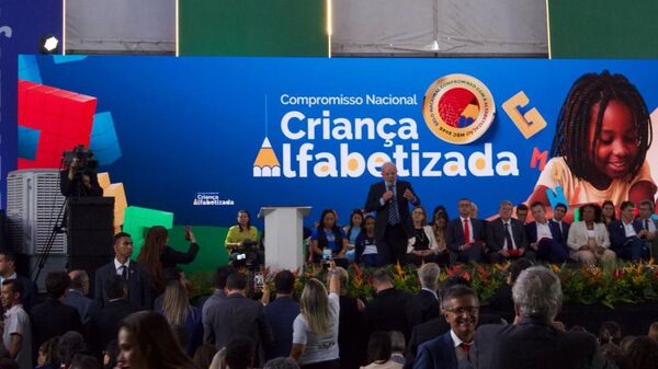 Presidente Luiz Inácio Lula da Silva na 2ª edição do Selo Alfabetização, evento realizado em Brasília (DF), em 23 de março de 2026 - Sputnik Brasil