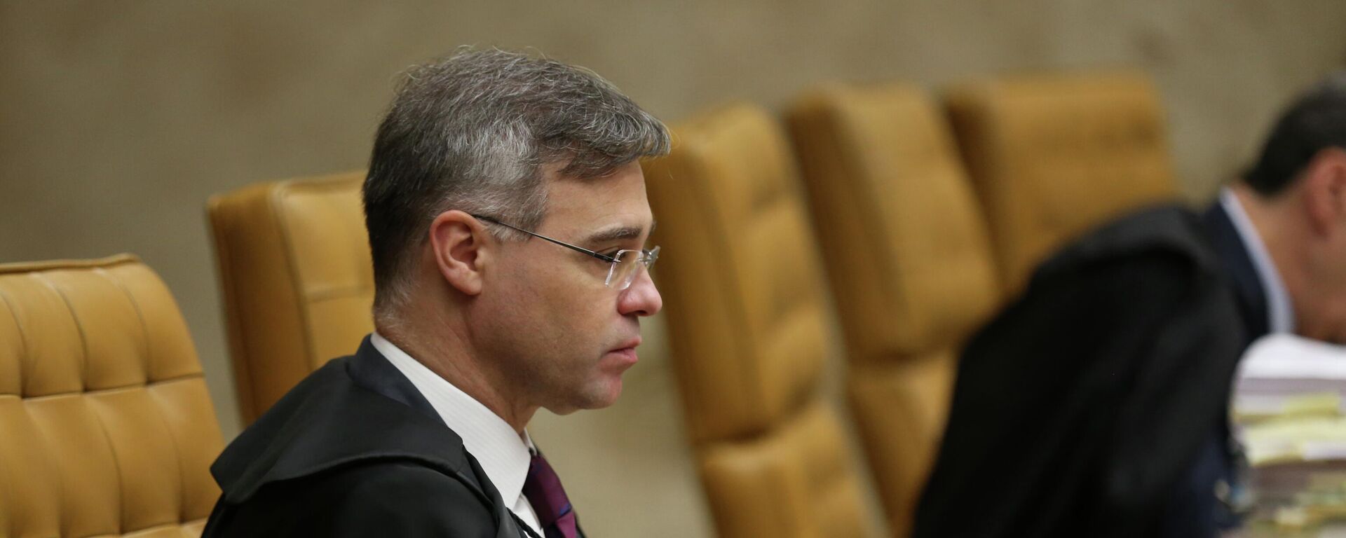 O ministro do Supremo Tribunal Federal (STF) André Mendonça durante julgamento do marco temporal de terras indígenas, em junho de 2023 - Sputnik Brasil, 1920, 23.03.2026