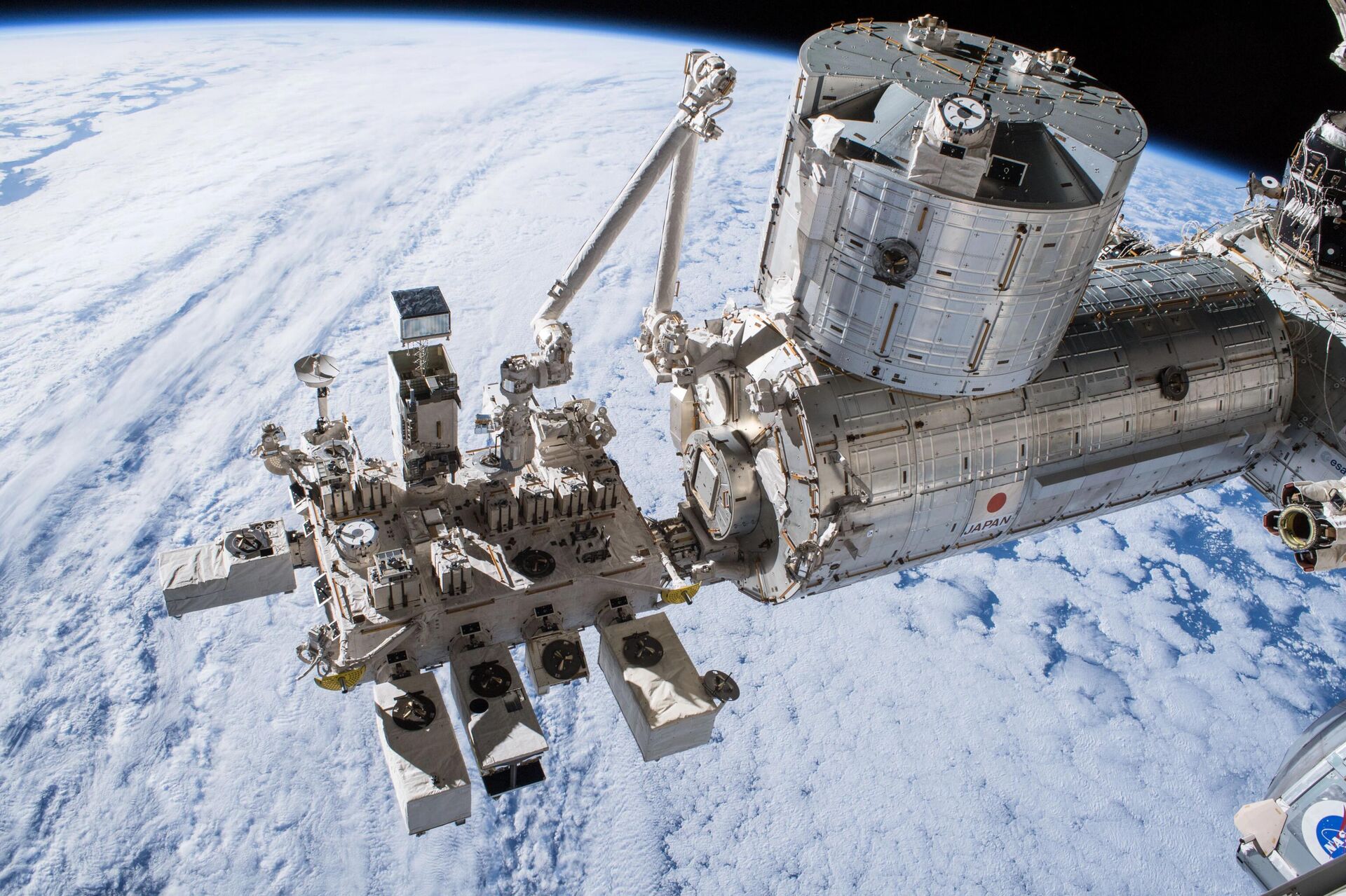 Experimentos realizados com ratos a bordo da Estação Espacial Internacional (EEI) mostraram que a atrofia muscular pode ser atenuada e prevenida em condições de baixa gravidade. A imagem mostra o módulo Kibo da JAXA, que faz parte da EEI