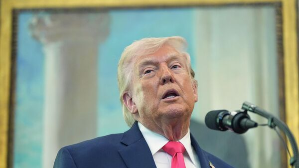 O presidente dos Estados Unidos, Donald Trump, durante coletiva de imprensa em março de 2026 - Sputnik Brasil